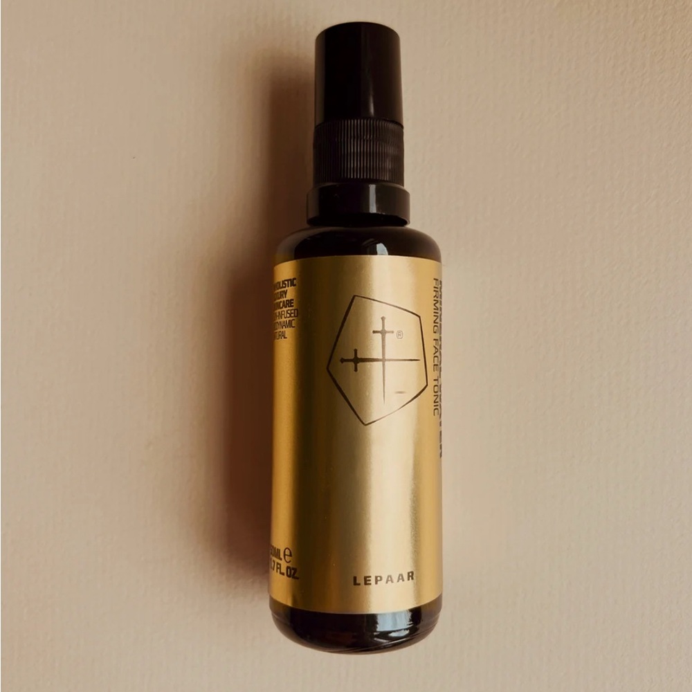 Lepaar - Recharge Cucumber / Sandalwood Mineral Water / Hydrating Face Tonic